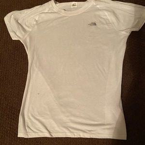 North Face Women’s Large T shirt